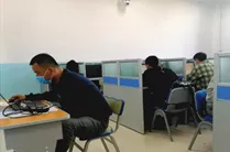 883F